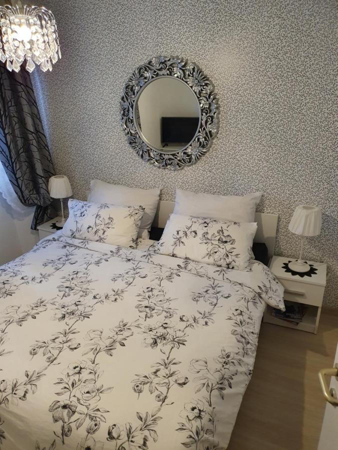 Apartments Paris Umag Zewnętrze zdjęcie