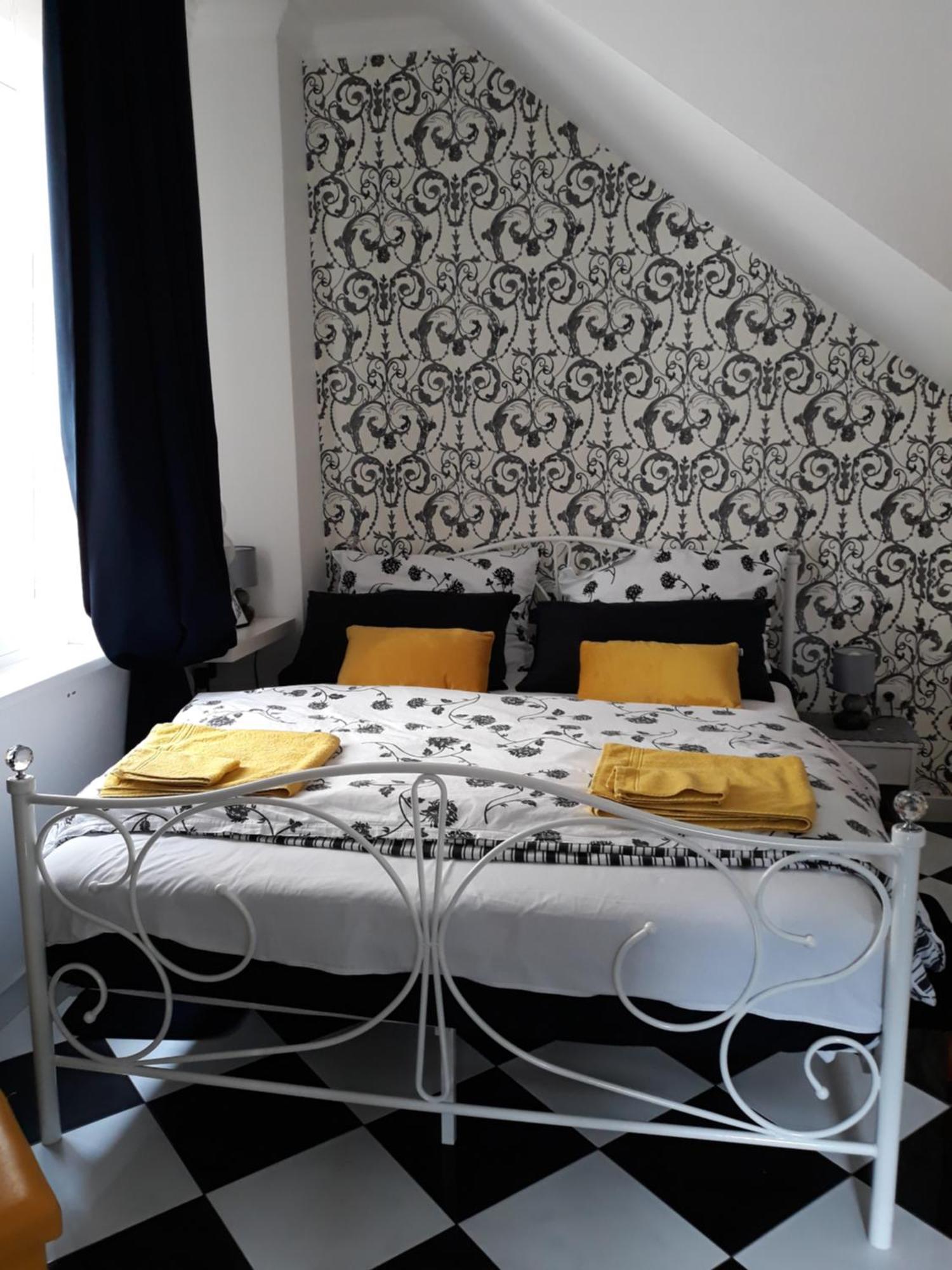 Apartments Paris Umag Zewnętrze zdjęcie