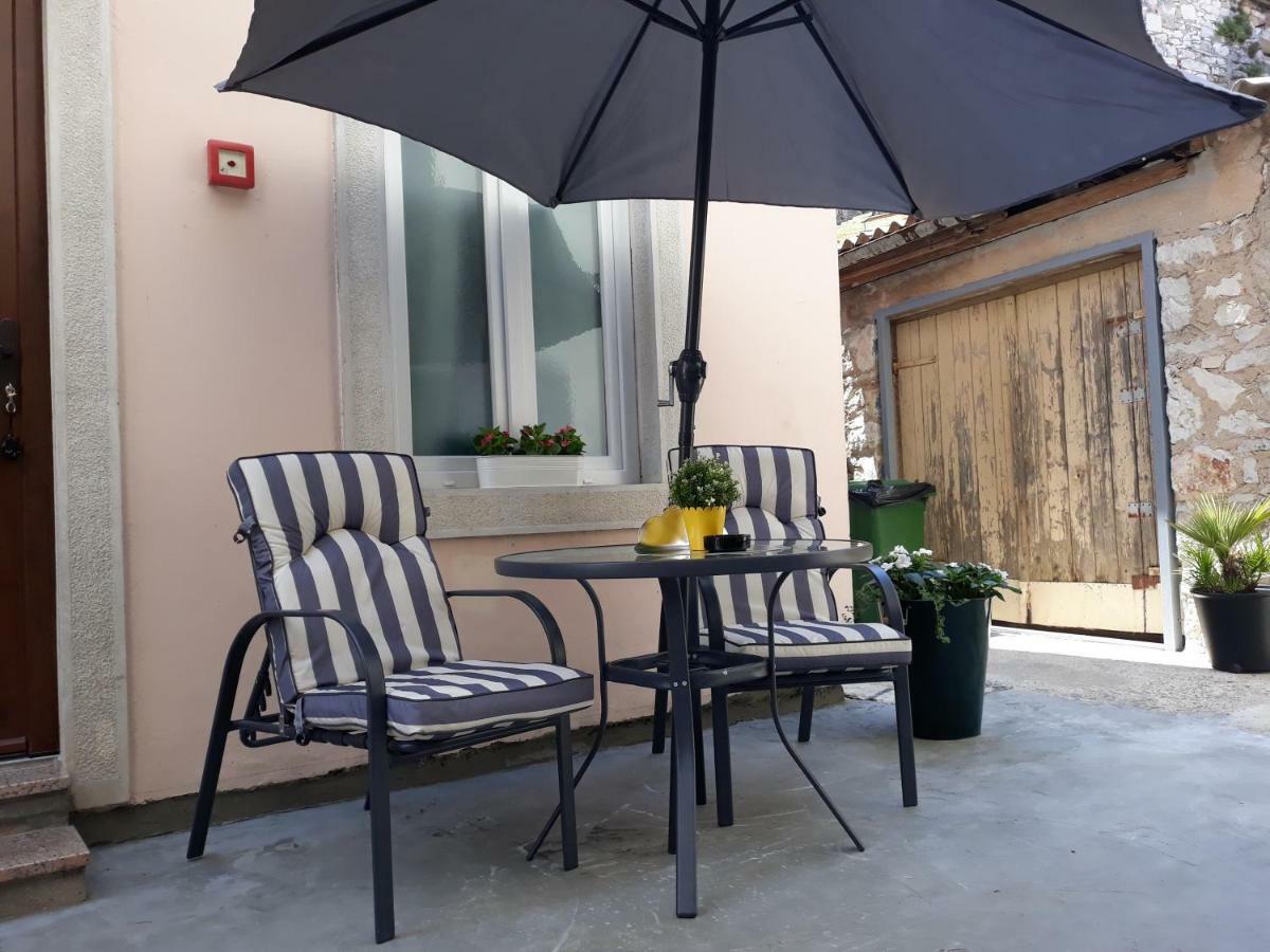 Apartments Paris Umag Zewnętrze zdjęcie